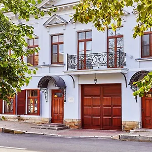 Alexander House St Pétersbourg